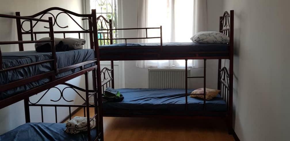 Enjoy The Hostel Batumi Bagian luar foto